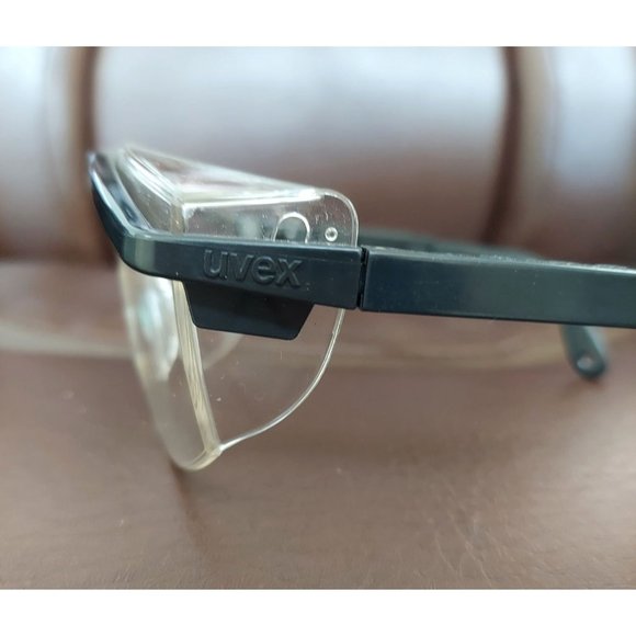 Vintage Uvex Astrospec 3000 Safety Glasses Black Frames Clear Len Adjustable OS - Picture 4 of 6